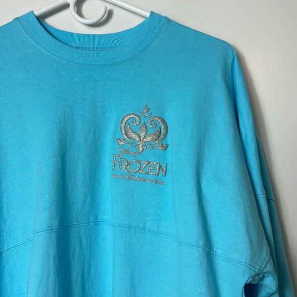 Frozen On Broadway Musical Blue Disney Spirit Jersey Let it Go Small - Picture 2 of 9